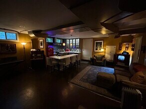 3846 NE Maywood Pl in Portland, OR - Building Photo - Building Photo