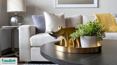 650 S Main St, Unit 1331 in Fort Worth, TX - Foto de edificio - Building Photo