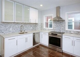13 Speridakis Terrace in Cambridge, MA - Building Photo - Building Photo