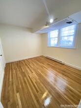 119 Sciarappa St, Unit #1 in Cambridge, MA - Foto de edificio - Building Photo