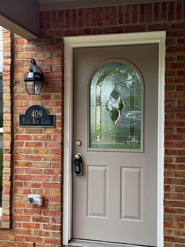 409 Ella Rae Ln in Lexington, KY - Building Photo - Building Photo