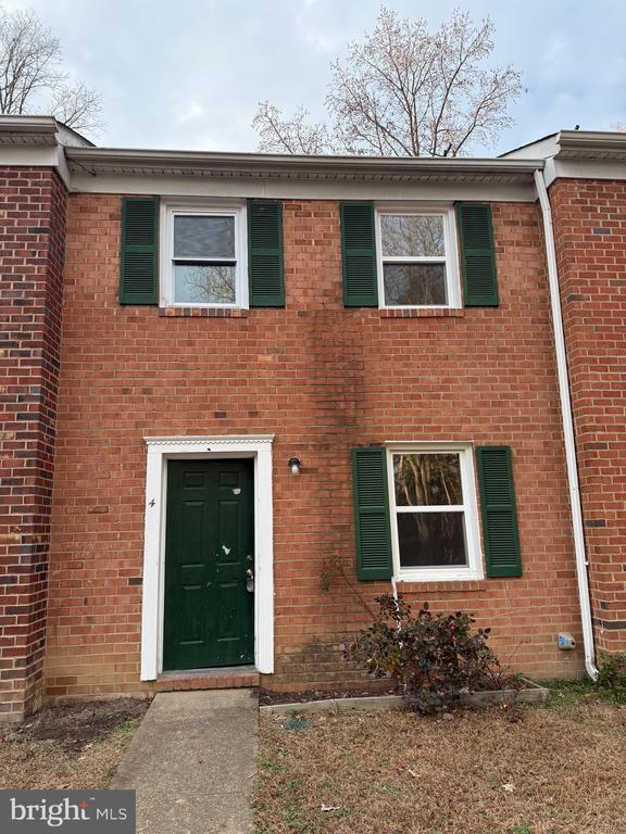 4 Manchester Ct in Fredericksburg, VA - Building Photo - Building Photo