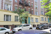 716 W 180th St in New York, NY - Foto de edificio - Building Photo