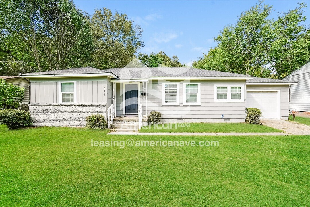 324 Barnes St in Jackson, MS - Building Photo