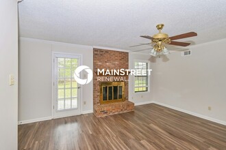 6338 Northampton Dr in Memphis, TN - Building Photo - Building Photo