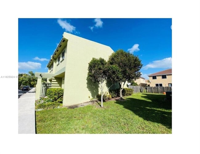 20437 NW 15th Ave in Miami, FL - Building Photo - Building Photo