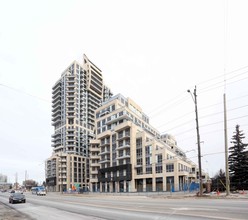 The Beverly Hills - NE Tower in Richmond Hill, ON - Building Photo - Building Photo