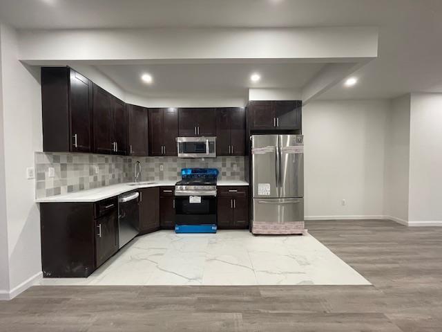 246 Menahan St in Brooklyn, NY - Building Photo - Building Photo