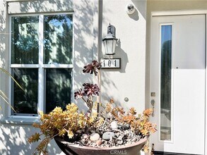 101 Fixie in Irvine, CA - Building Photo - Building Photo