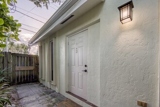 809 N Federal Hwy in Lake Worth Beach, FL - Building Photo - Building Photo