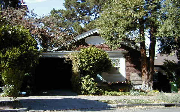 123 Monte Cresta Ave in Oakland, CA - Foto de edificio - Building Photo