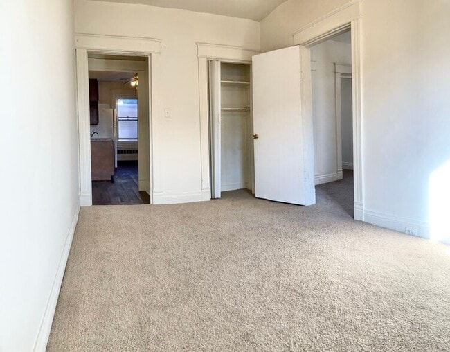 5201 Hunter Ave, Unit 3 in Cincinnati, OH - Building Photo - Building Photo