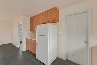 200 Creekside Trail in Kyle, TX - Building Photo - Building Photo