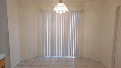 7909 Havenwood Ct NW in Albuquerque, NM - Building Photo - Building Photo