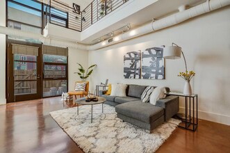 925 The Alameda, Unit 108 in San Jose, CA - Foto de edificio - Building Photo