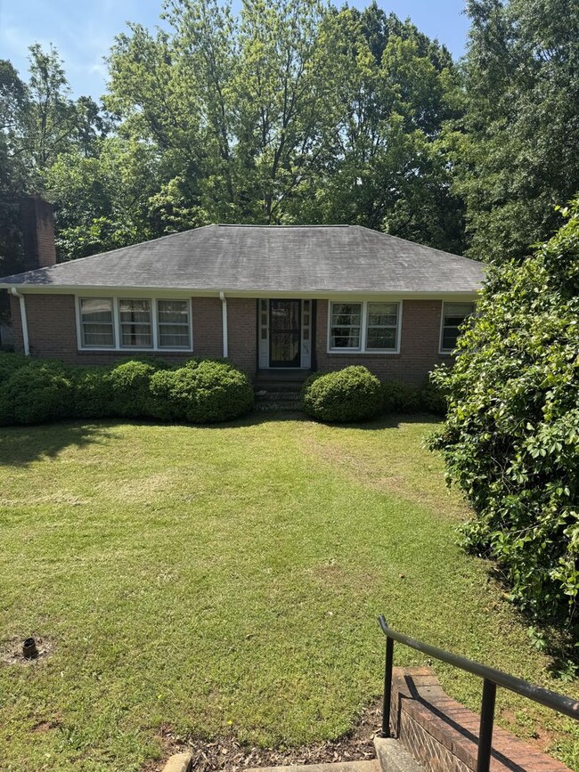 1014 Rutherford Rd