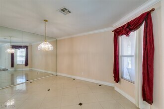 6333 Adrock Ct in Las Vegas, NV - Building Photo - Building Photo