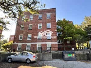 4200 Grand Ave in Des Moines, IA - Foto de edificio - Building Photo