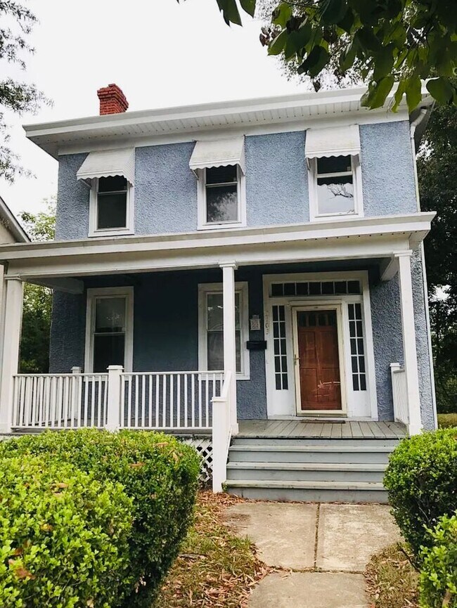 property at 3103 Dill Ave