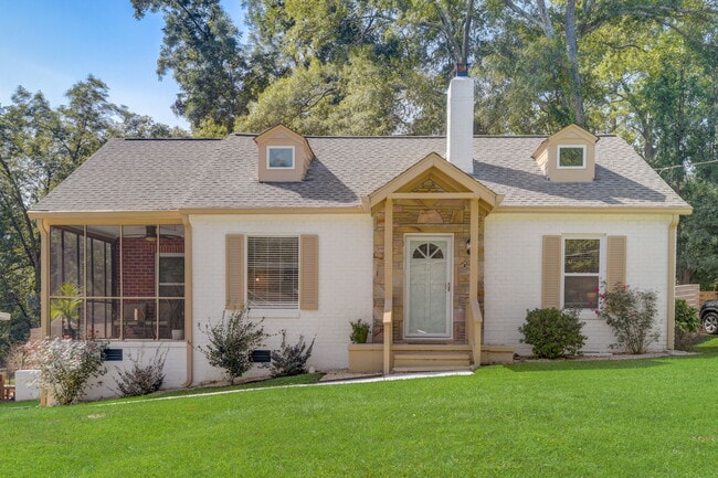 property at 711 Campbell Cir