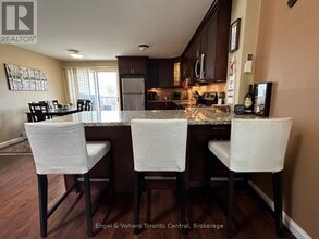 200 Escarpment Crescent in Collingwood, ON - Building Photo - Building Photo