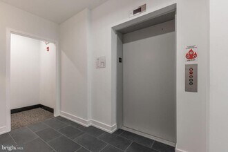 1519 Ridge Ave in Philadelphia, PA - Building Photo - Building Photo