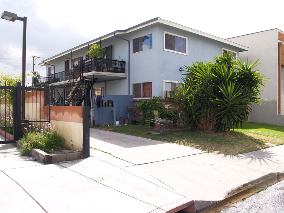 2710 Seaman Ave in El Monte, CA - Foto de edificio