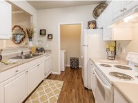 Building Photo - Madison Humphreys Center Apartments in Memphis, Tennessee