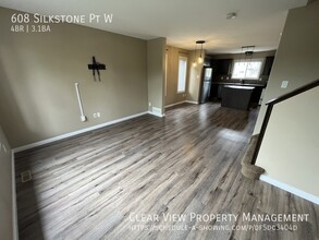 608 Silkstone Point W in Lethbridge, AB - Building Photo - Building Photo