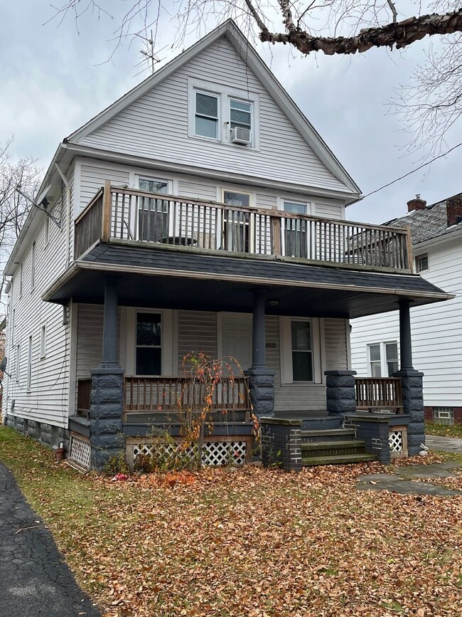 3394 W 100th St in Cleveland, OH - Building Photo - Building Photo
