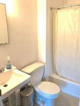 1077 Beacon St in Brookline, MA - Building Photo - Building Photo