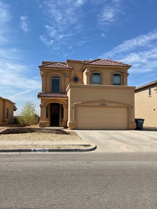 12960 Cozy Cove Ave in El Paso, TX - Building Photo - Building Photo