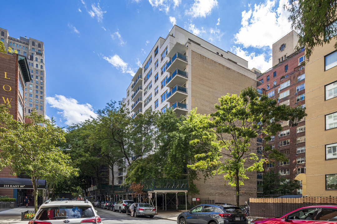 Kimberly House in New York, NY - Foto de edificio