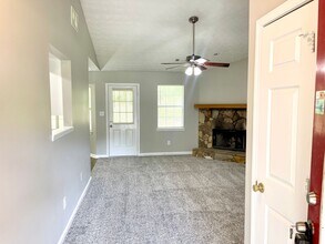 215 Mountain Ridge in Covington, GA - Building Photo - Building Photo