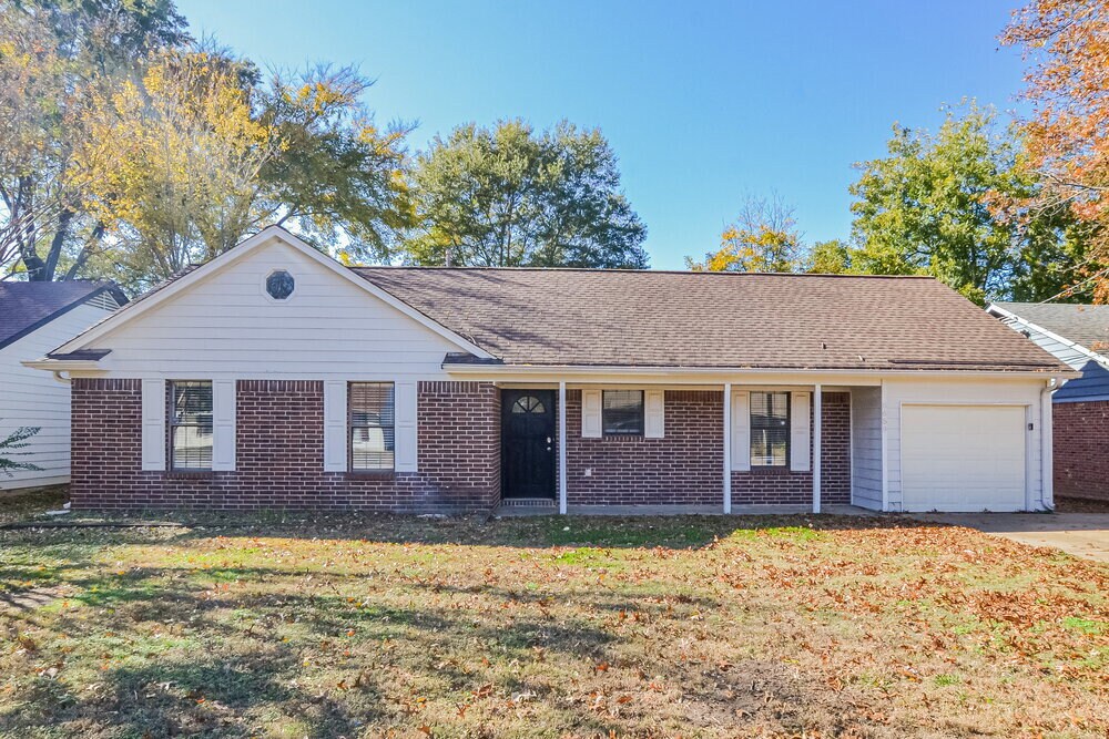 6659 Ashland Dr in Olive Branch, MS - Building Photo