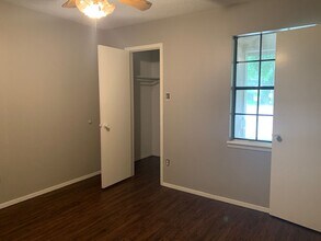 116 Jester Cir in Longview, TX - Building Photo - Building Photo