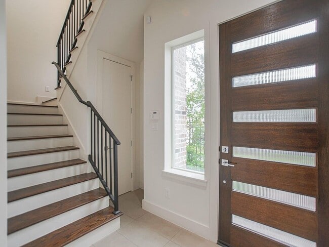 property at 2004 Rosedale St