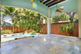 2527 Inagua Ave in Miami, FL - Building Photo - Building Photo