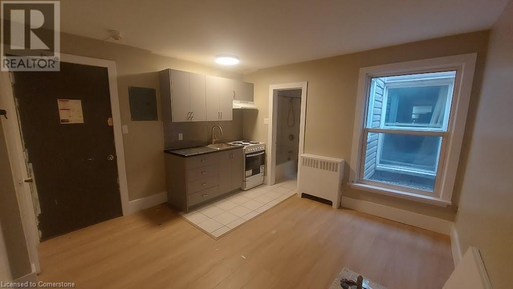 181 King St E in Kitchener, ON - Building Photo