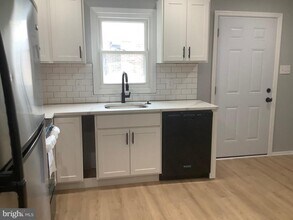 15114 Laurel Oaks Ln in Laurel, MD - Building Photo - Building Photo