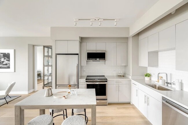 5-09 48th Avenue in Queens, NY - Building Photo - Building Photo