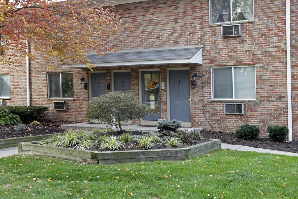 Academy Woods Apartments in Florence, NJ