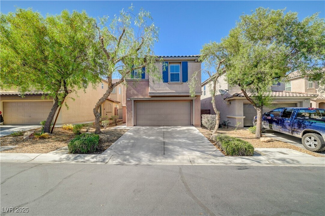 9252 Valley Ranch Ave in Las Vegas, NV - Building Photo