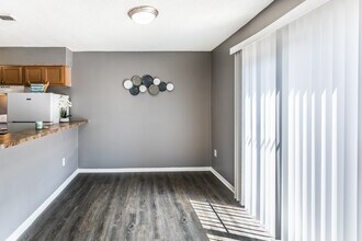 Annies Townhomes in Memphis, TN - Building Photo - Interior Photo