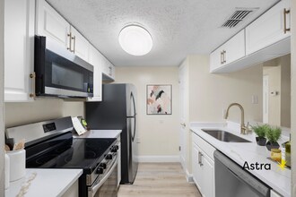 3111 W Horatio St in Tampa, FL - Foto de edificio - Building Photo