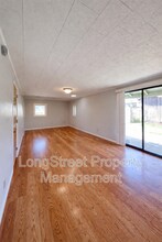 2917 Takena St SW in Albany, OR - Building Photo - Building Photo