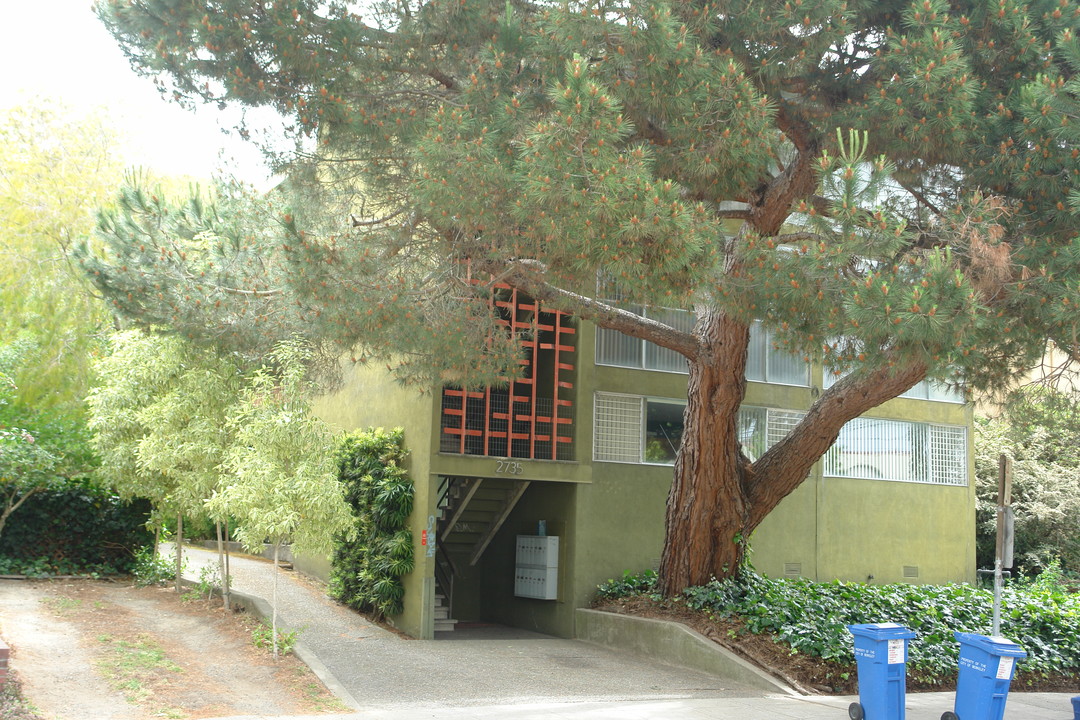 2735 Regent St in Berkeley, CA - Building Photo