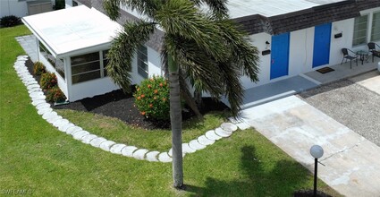 16 Tangerine Ct in Lehigh Acres, FL - Building Photo - Building Photo