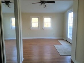 2302 Chesning Ave in Jackson, MI - Building Photo - Building Photo