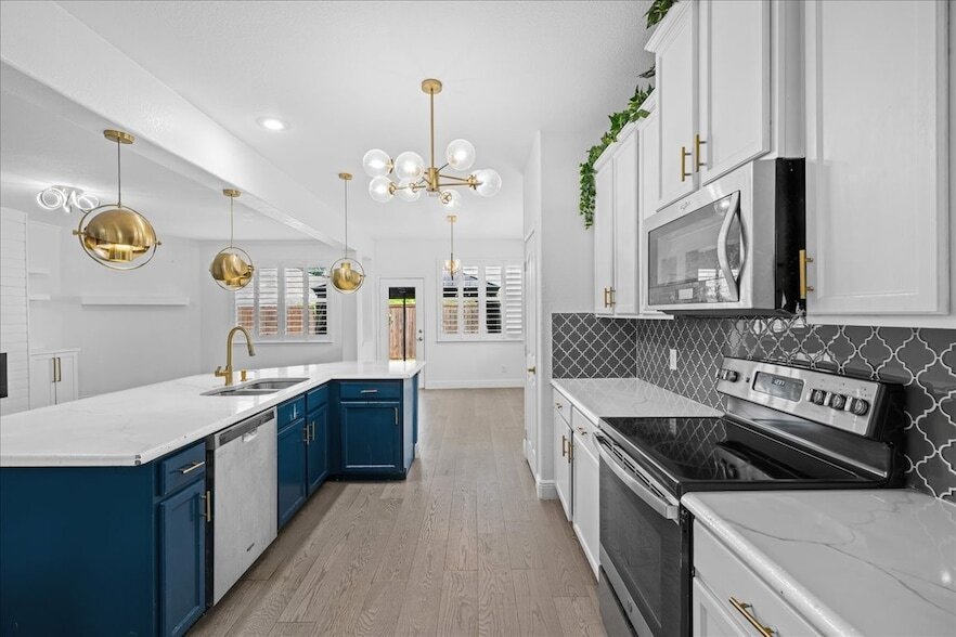 1223 Mallard Creek Dr in Aubrey, TX - Building Photo
